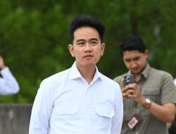 Rocky Gerung Ungkap: Gibran Sebenarnya Tak Berminat Jadi Politisi, Hanya Ingin Fokus Bisnis